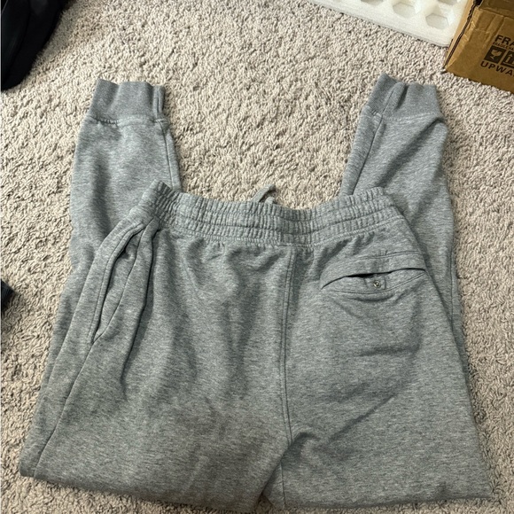Gymshark Gray Jogger Sweatpants Elastic Waistband - Picture 2 of 4